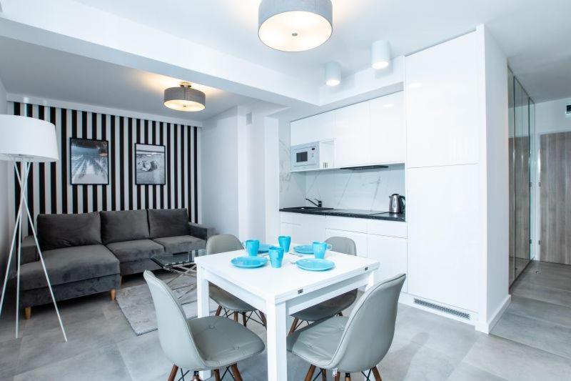 Resort Apartamenty Klifowa Rewal 30 المظهر الخارجي الصورة